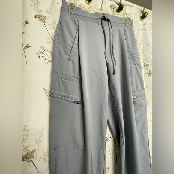 Women's Athleta Go Far Travel Pant - Picture 3 of 10